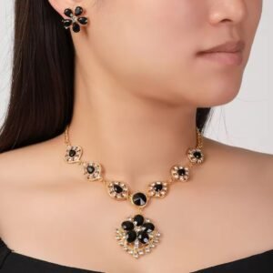 Black Flower Necklace